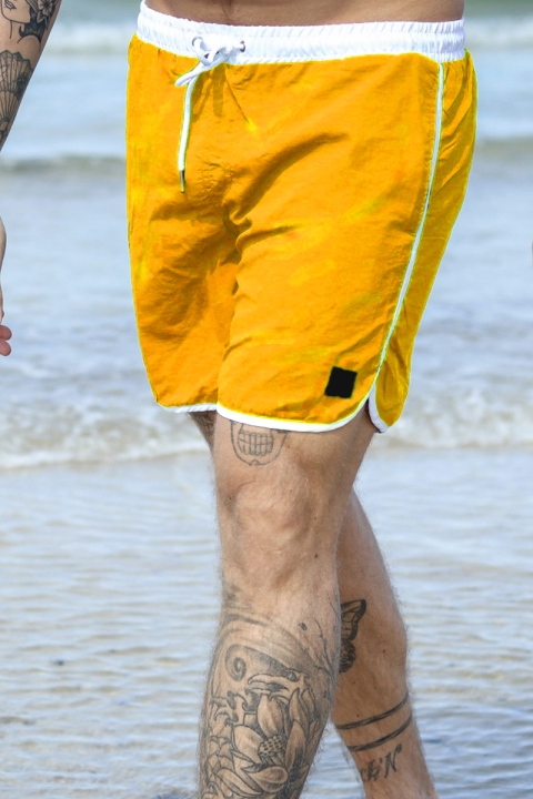 Urban Classics Retro Badeshorts White/Mango